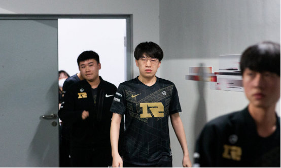 为他是当下 为他是当下