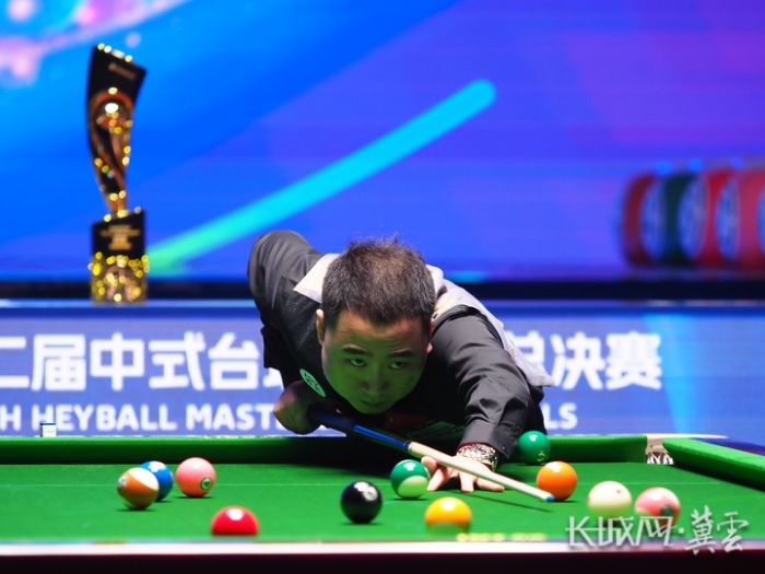 上多了几分 上多了几分