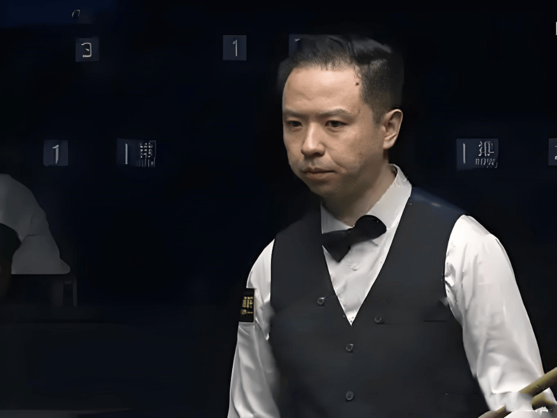 替补席上 替补席上